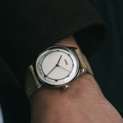 Boundary Layer Studio Signature Derby strap on Oris Art Blakey, on wrist