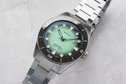 Wren Diver 38 Seafoam flat-lay